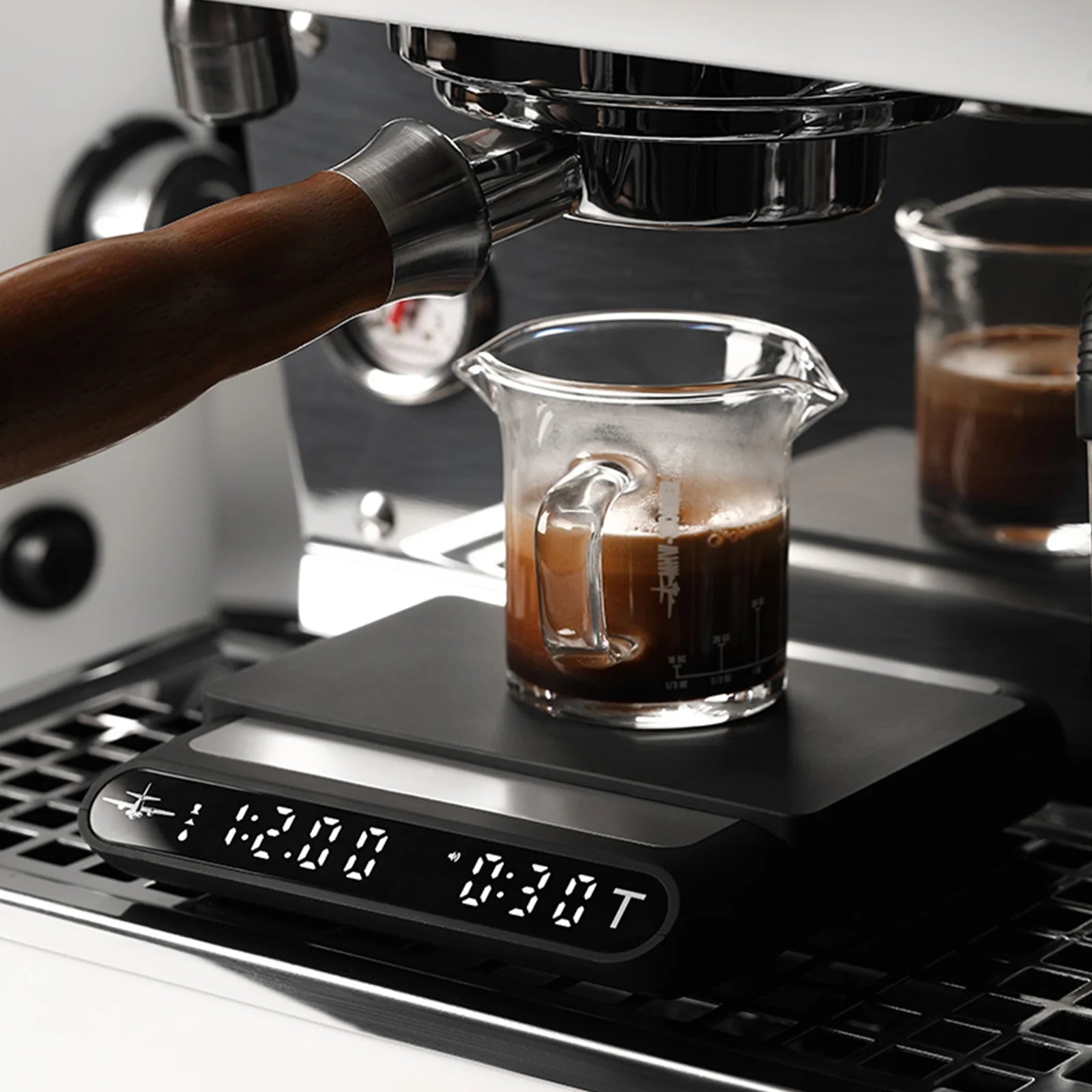 משקל דיגיטלי מקצועי לשקילת קפה של 3BOMBER Formula Coffee Scale