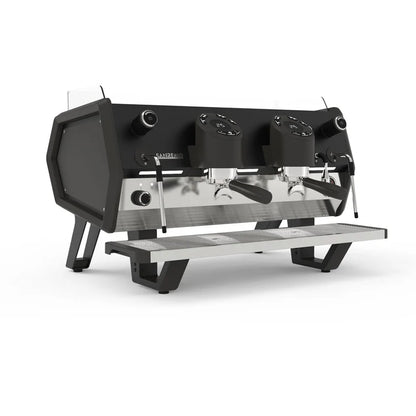 מכונת אספרסו החדישה D8 עם שני ראשים. SanRemo D8