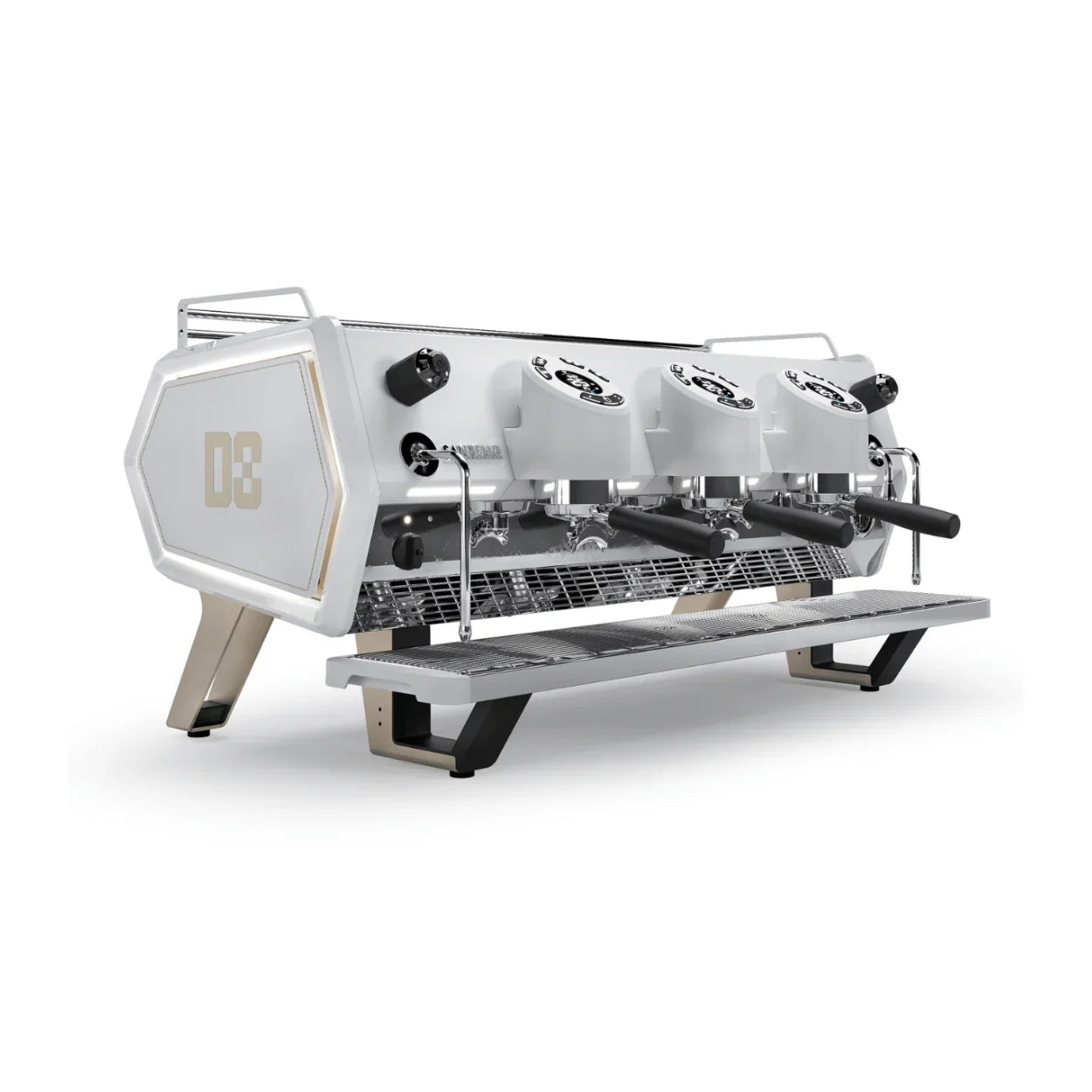 מכונת אספרסו החדישה D8 עם שלושה ראשים. SanRemo D8