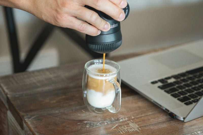 קיט בריסטה לקפסולות דולצ'ה גוסטו Nanopresso DG Barista Kit